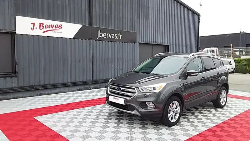 Utilisé 2017 Ford Kuga Titanium SUV | 15 990 € (Prix cher) - Image 1/4