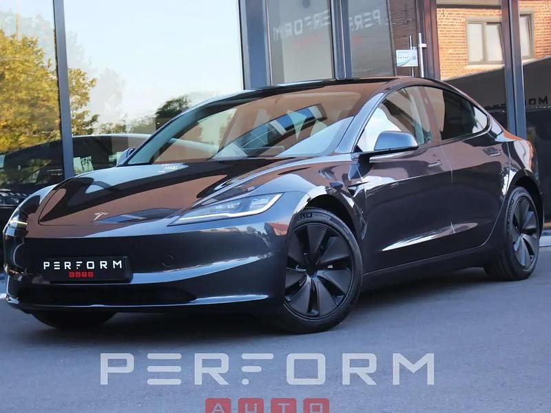 Gris Utilisé 2024 Tesla Model 3 RWD Berline | 36 500 € - Image 1/4