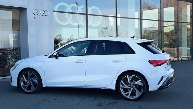 Occasion Audi A3 S-Line 150 ch (110 kW) 2025 Blanc arcona Berline