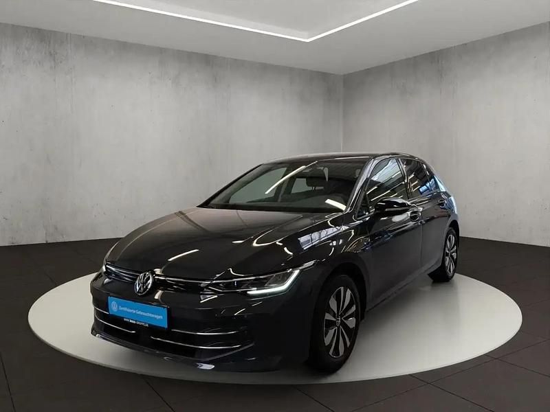 Gris Utilisé 2024 VW Golf VIII Life Berline | 30 100 € (Prix juste) - Image 1/4