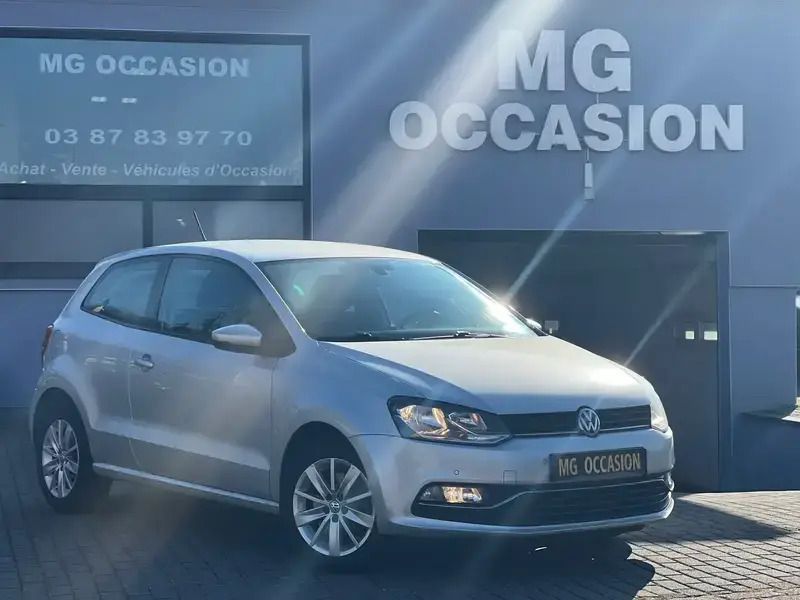 Gris Utilisé 2015 VW Polo Sportline Berline | 8 490 € (Prix juste) - Image 1/4