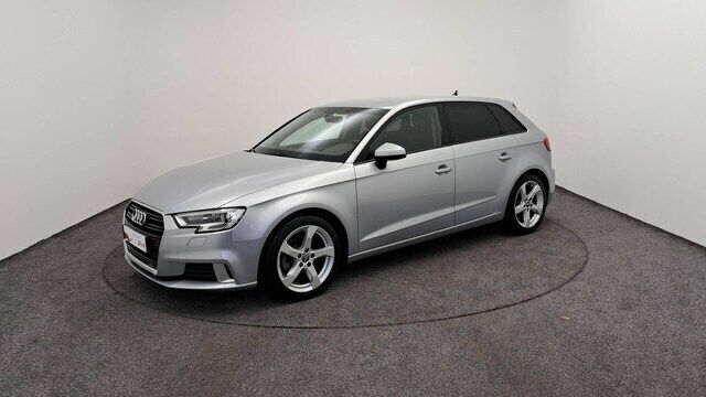 Argent fleuret métallisé Utilisé 2019 Audi A3 Sport | 23 490 € - Image 1/4