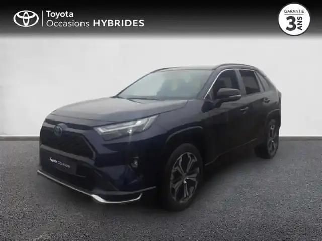 Bleu de prusse/toit noir attiude Nouvelle 2025 Toyota RAV4 Hybrid SUV | 55 340 € (Prix assez cher) - Image 1/4