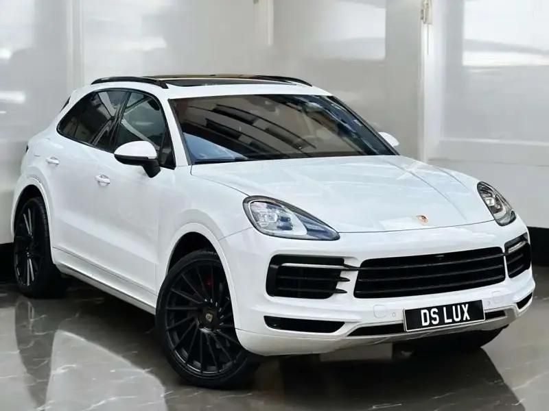 Blanc Utilisé 2018 Porsche Cayenne Sport SUV | 46 990 € (Bon prix) - Image 1/4