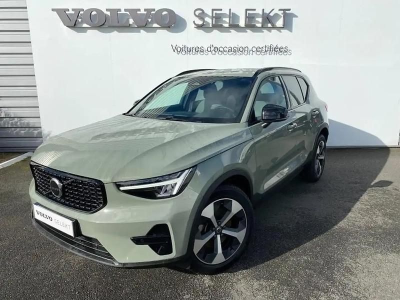 Occasion Volvo XC40 Plus 166 ch (122 kW) 2025 Vert SUV