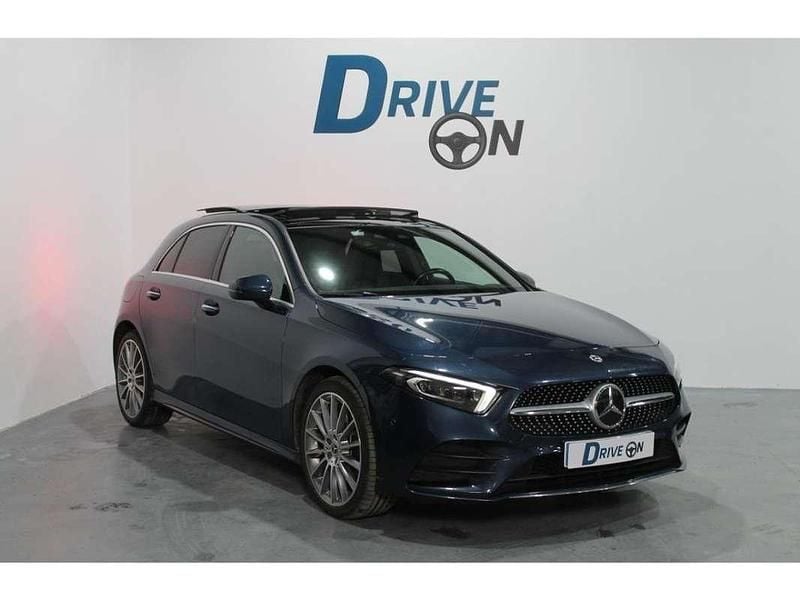 Occasion Mercedes A250 AMG line 160 ch (117 kW) 2022 Bleu Berline