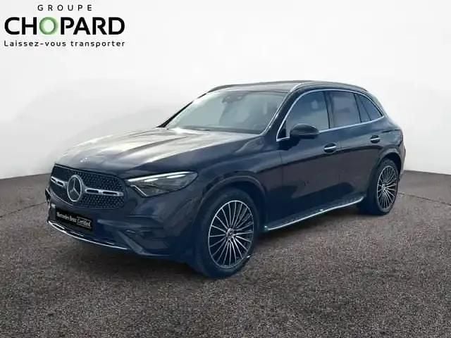 Obsidian black metallic paint Utilisé 2023 Mercedes GLC300 | 56 900 € - Image 1/4