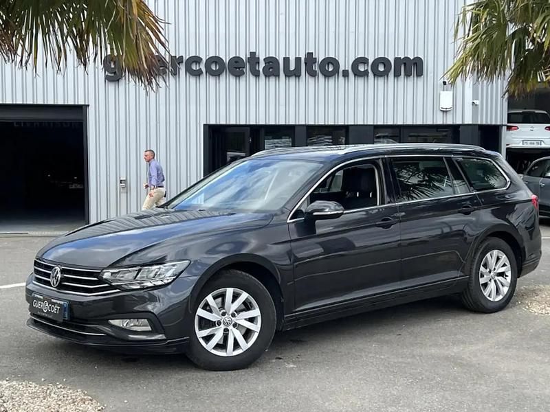 Gris Utilisé 2020 VW Passat Business Break | 21 490 € (Prix assez cher) - Image 1/4
