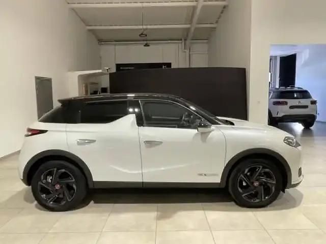 Occasion DS Automobiles DS3 Crossback Performance Line Plus 2021 Blanc perle nacré  toit noir perla n. SUV