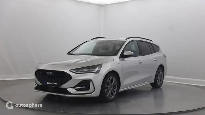 Gris Utilisé 2023 Ford Focus ST-Line X Break | 24 599 € (Prix juste) - Image 1/4