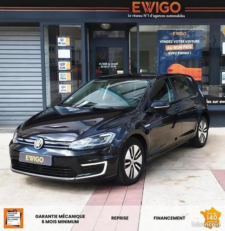 Noir Utilisé 2019 VW e-Golf Citadine | 9 990 € (Super prix) - Image 1/4