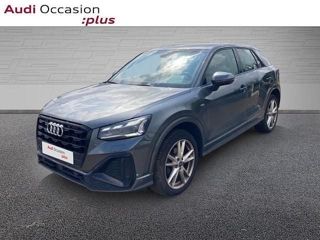 Gris daytona nacré Utilisé 2022 Audi Q2 S-Line SUV | 20 989 € - Image 1/4