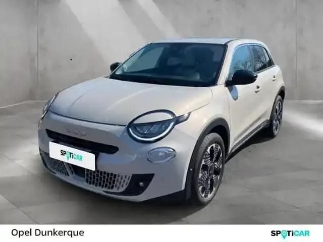 Sable earth métallisé Utilisé 2025 Fiat 600E La Prima SUV | 33 290 € (Prix cher) - Image 1/4