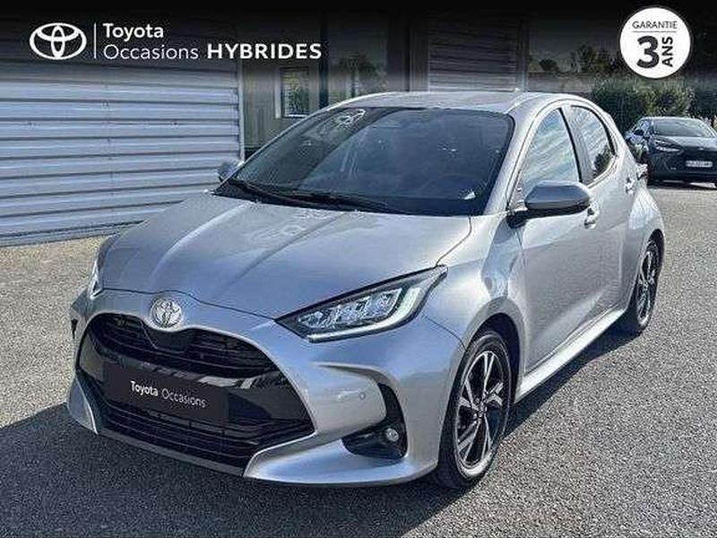 Utilisé 2025 Toyota Yaris Hybrid Design Berline | 25 500 € (Prix cher) - Image 1/1