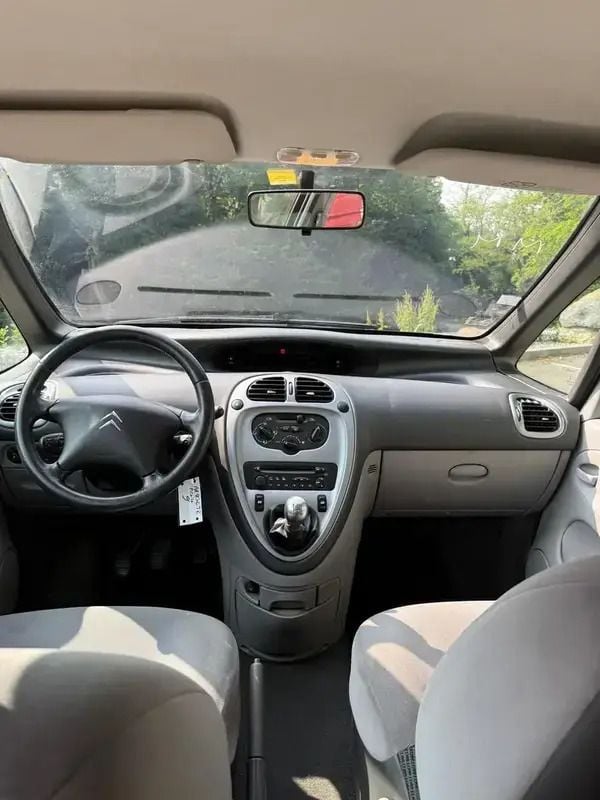 Utilisé 2009 Citroën Xsara Picasso Monospace | 2 490 € - Image 1/4