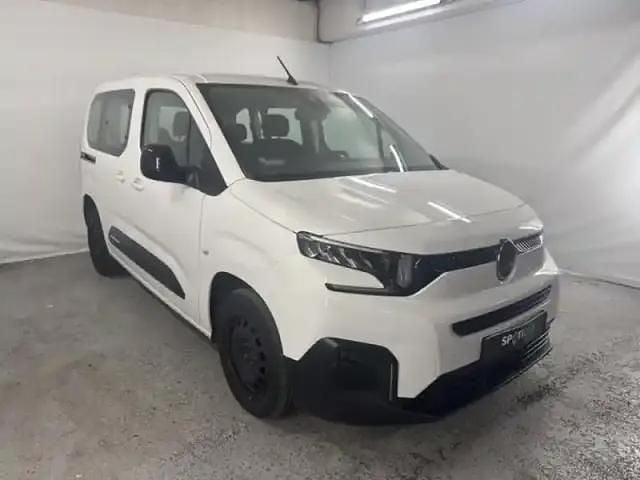Occasion Citroën Berlingo 2025 Kaolin white (o) Monospace