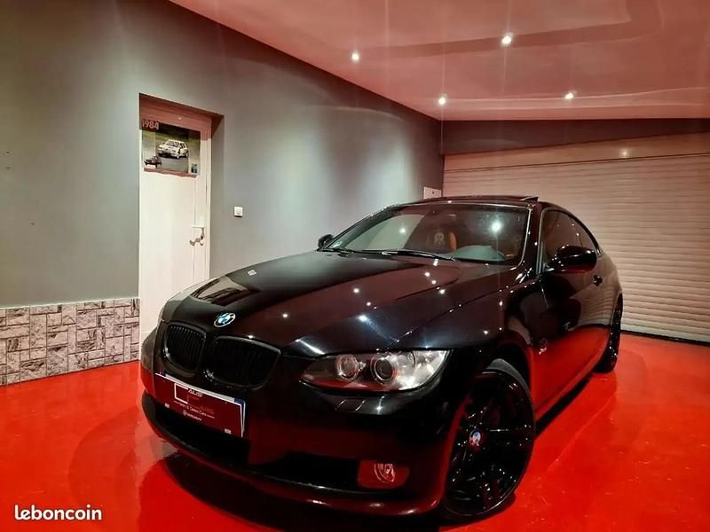 Noir Utilisé 2009 BMW 325 Coupé | 15 900 € - Image 1/4