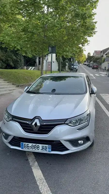 Utilisé 2016 Renault Mégane IV Business Berline | 9 000 € (Prix assez cher) - Image 1/4