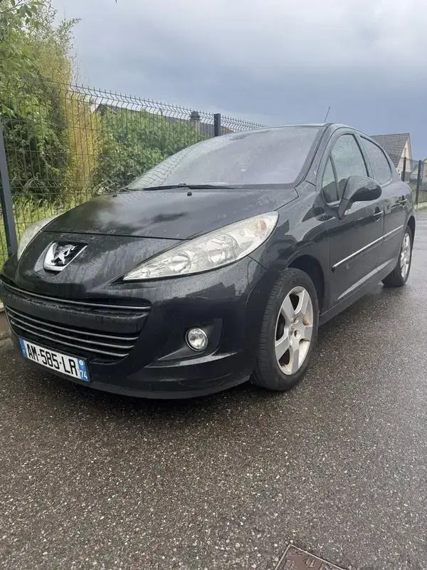 Utilisé 2011 Peugeot 207 Sportium Berline | 3 500 € (Prix cher) - Image 1/4