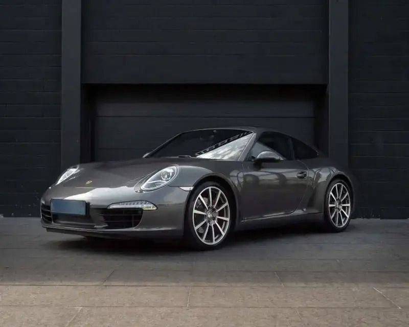 Gris Utilisé 2011 Porsche 911 Carrera S Citadine | 77 680 € (Prix juste) - Image 1/4