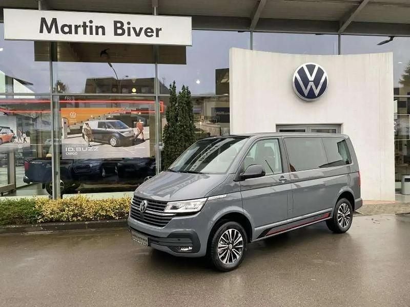Gris Occasion 2023 VW Caravelle Edition Monospace | 43 525 € (Bon prix) - Image 1/4