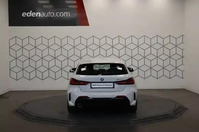 Occasion BMW 116 Sport Line 116 ch (85 kW) 2022 Alpinweiss uni Citadine