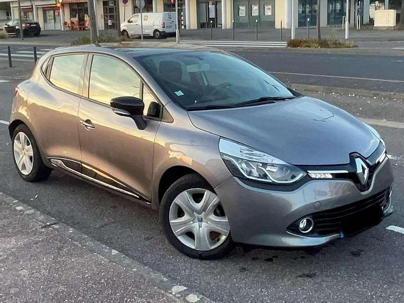 Occasion Renault Clio III Zen 75 ch (55 kW) 2014 Berline