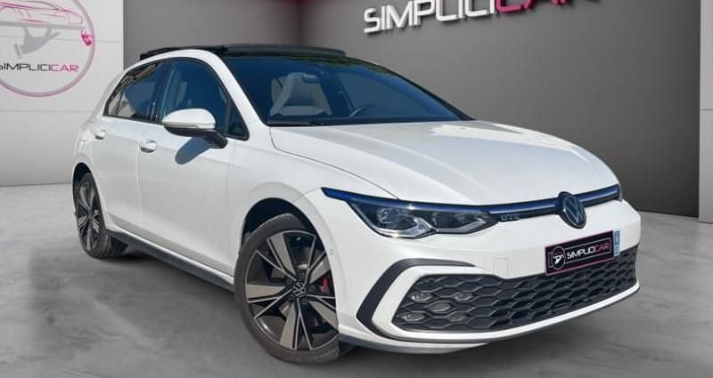 Utilisé 2023 VW Golf VIII GTE Berline | 30 980 € (Prix assez cher) - Image 1/4
