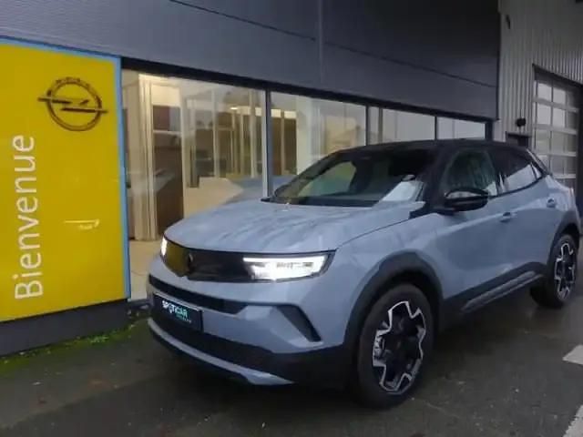 Gris kontrast métal/toit noir karbon Nouvelle 2025 Opel Mokka GSe SUV | 27 990 € (Prix assez cher) - Image 1/4