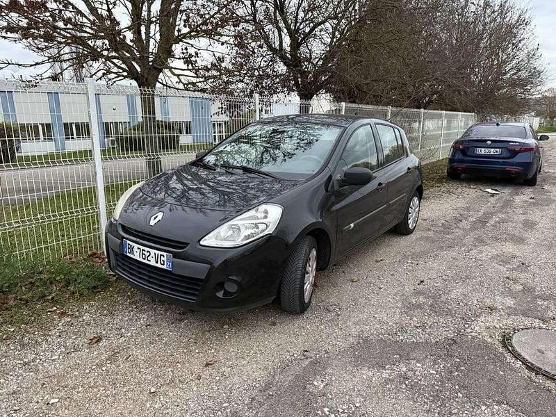 Occasion Renault Clio III Authentique 72 ch (52 kW) 2011 Noir Berline
