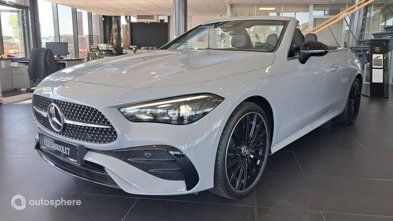 Gris Nouvelle 2025 Mercedes 200 AMG line Cabriolet | 79 990 € - Image 1/4