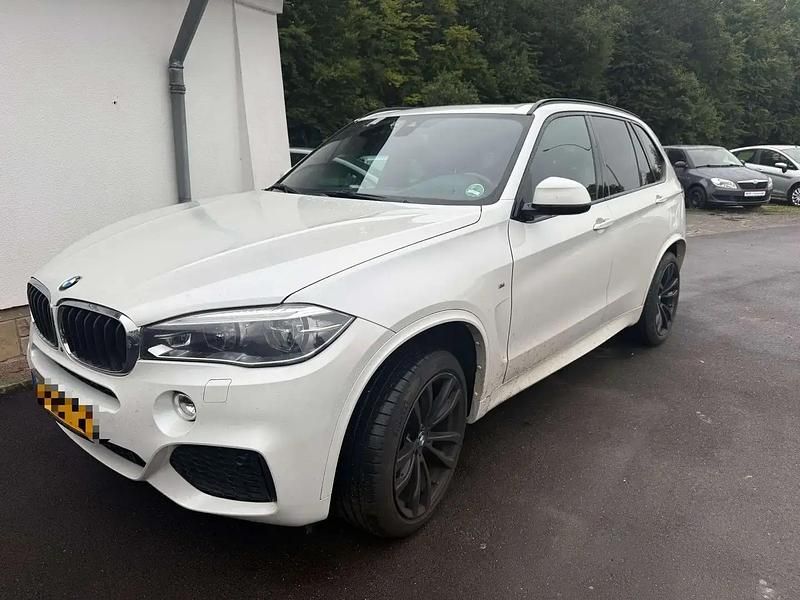 Blanc Utilisé 2017 BMW X5 Sport Line SUV | 19 999 € (Prix juste) - Image 1/4