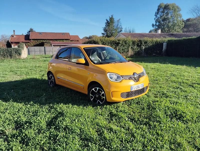 Jaune Occasion 2019 Renault Twingo Intens Citadine | 8 990 € (Prix juste) - Image 1/4