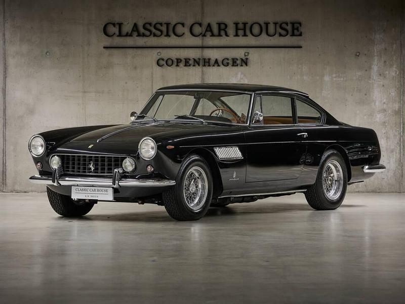 Noir Utilisé 1962 Ferrari 250 Coupé | 435 000 € - Image 1/4
