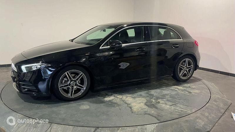 Noir Utilisé 2021 Mercedes A180 AMG line Berline | 23 999 € (Prix juste) - Image 1/4