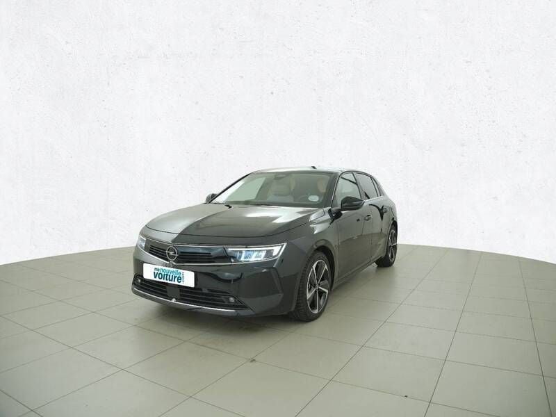 Noir Utilisé 2023 Opel Astra Business Berline | 24 490 € (Prix juste) - Image 1/3