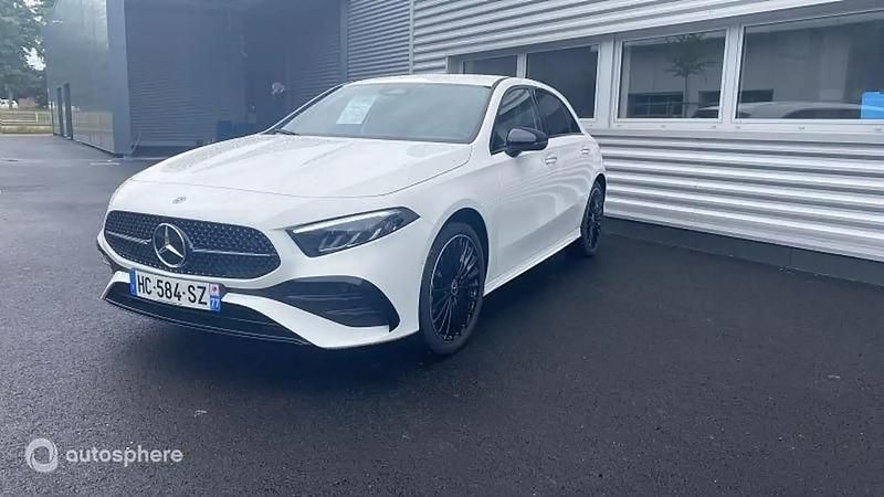 Blanc Utilisé 2025 Mercedes A250 AMG line Berline | 46 990 € - Image 1/4