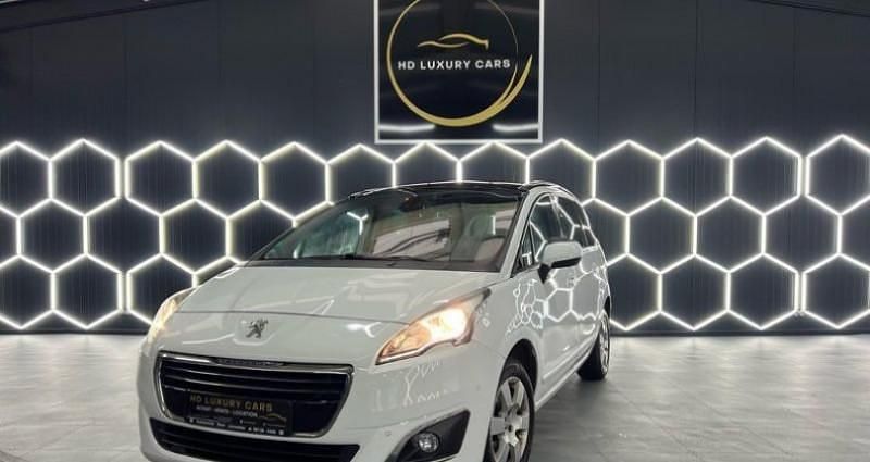 Blanc Occasion 2016 Peugeot 5008 Monospace | 12 990 € - Image 1/4