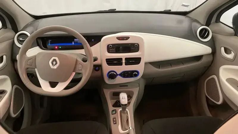 Image 3/4