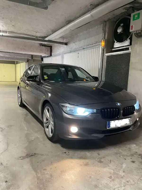 Utilisé 2012 BMW 320 Berline | 10 900 € (Prix juste) - Image 1/4