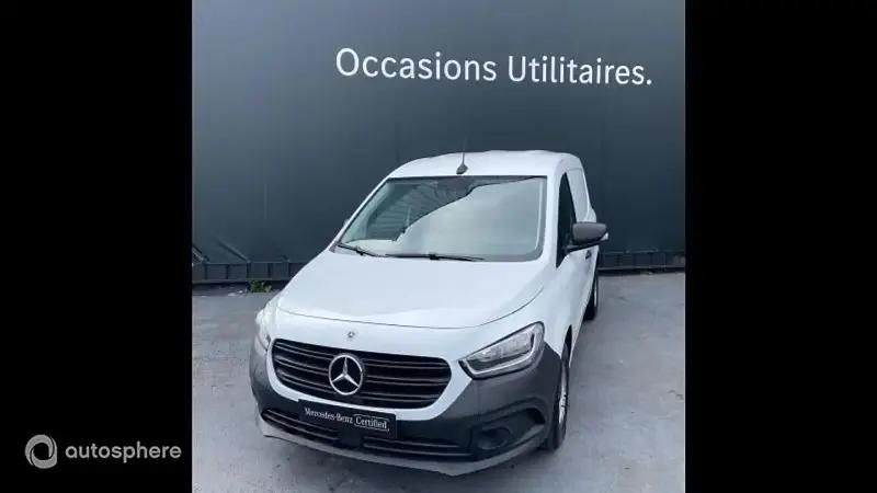 Blanc Utilisé 2023 Mercedes Citan 110 Van | 17 990 € - Image 1/4