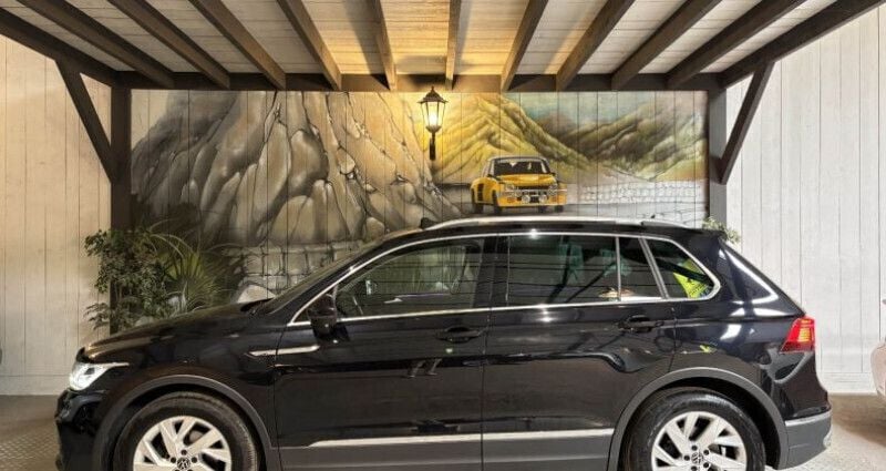 Utilisé 2023 VW Tiguan Elegance SUV | 29 950 € (Prix juste) - Image 1/4
