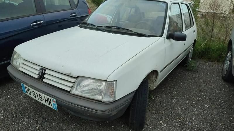 Occasion Peugeot 205 60 ch (44 kW) 1993 Citadine