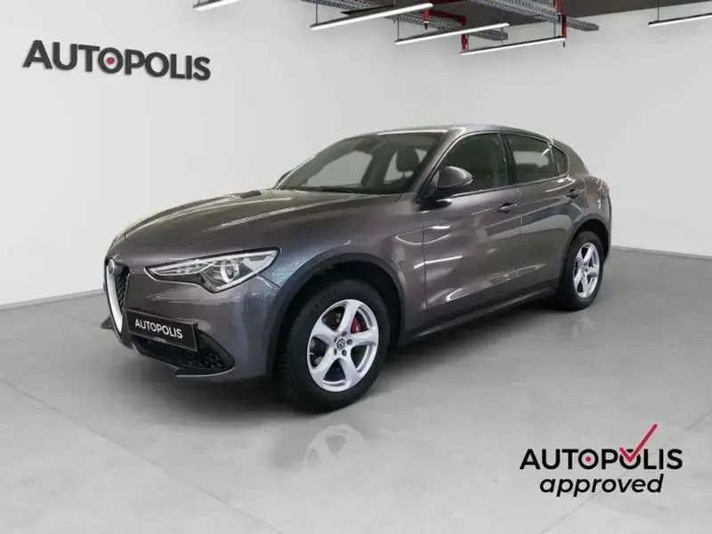 Gris Utilisé 2018 Alfa Romeo Stelvio Super SUV | 25 490 € (Prix juste) - Image 1/4