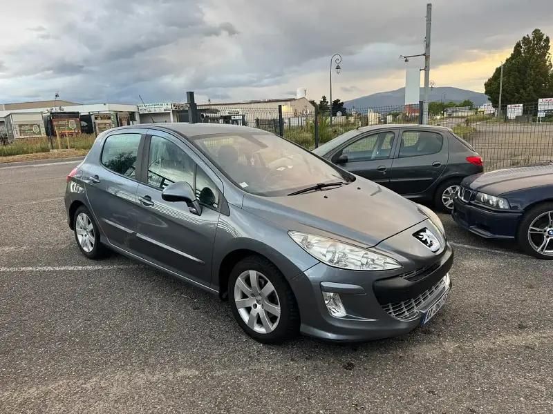 Gris Utilisé 2007 Peugeot 308 Berline | 2 400 € (Prix juste) - Image 1/4