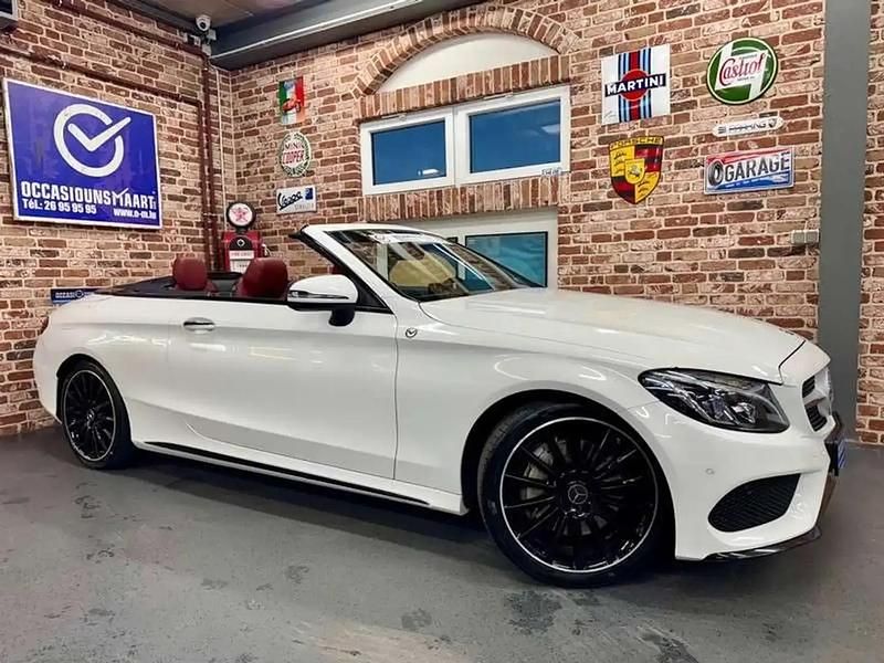 Blanc Occasion 2018 Mercedes C250 AMG line Cabriolet | 31 470 € (Prix juste) - Image 1/4