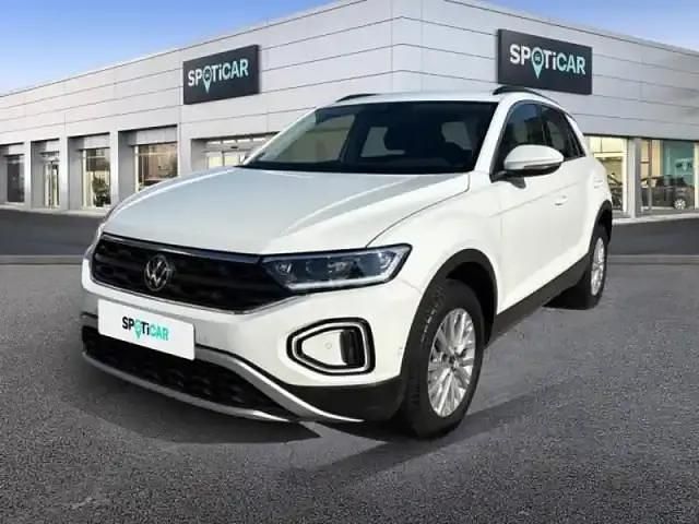 Blanc pur Utilisé 2022 VW T-Roc Life SUV | 21 990 € (Prix juste) - Image 1/4