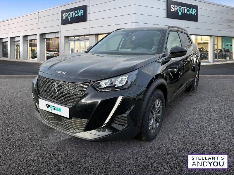 Noir Utilisé 2023 Peugeot 2008 Style SUV | 15 980 € (Super prix) - Image 1/3