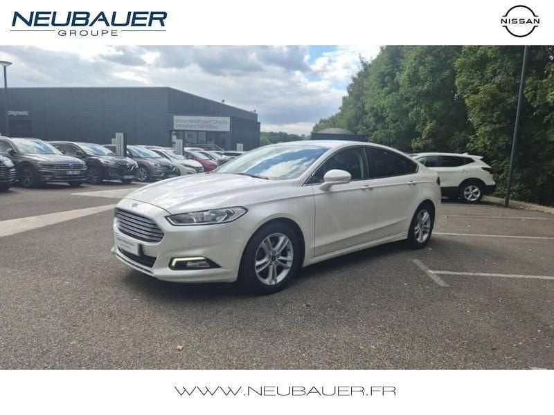 Blanc Utilisé 2016 Ford Mondeo Titanium Berline | 15 890 € - Image 1/4