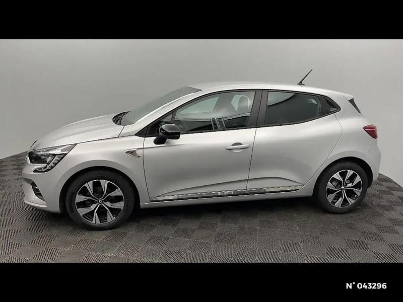 Image 2/4
